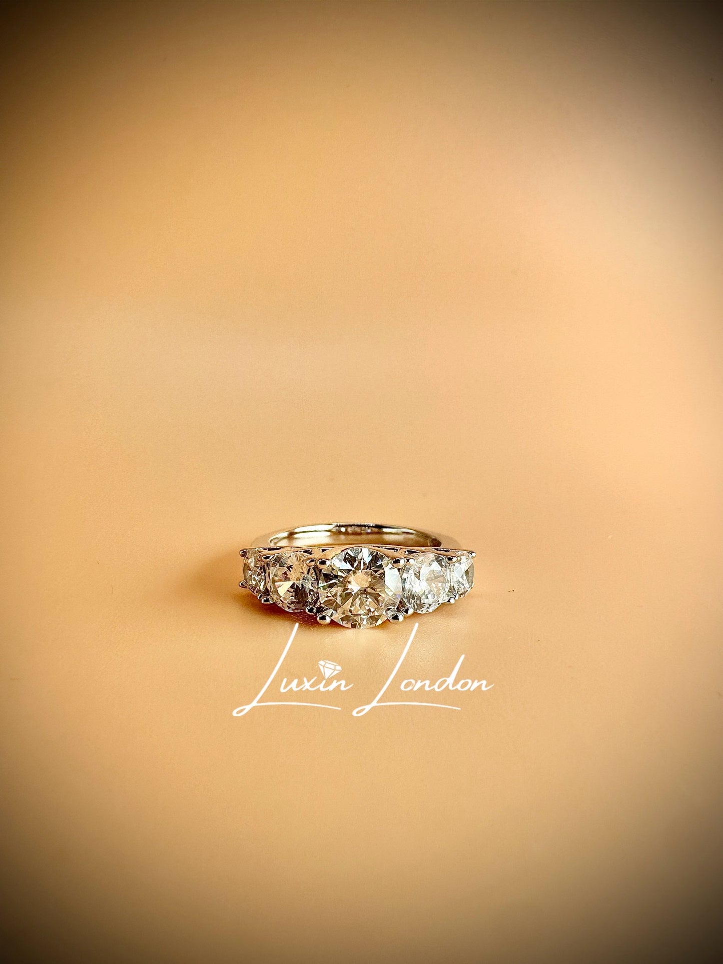 Stardust Moissanite Diamond Ring