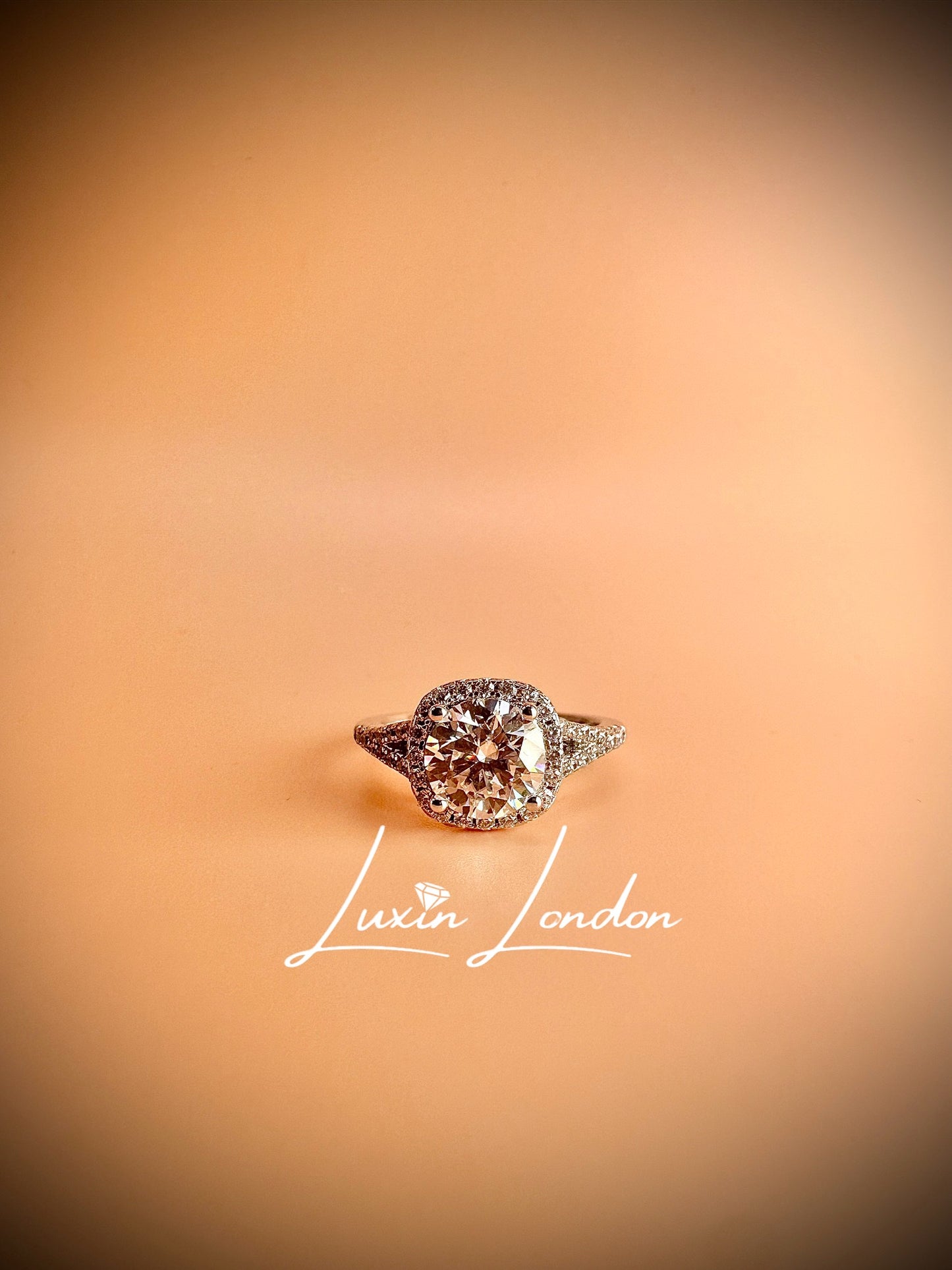 Whispering Breeze Moissanite Diamond