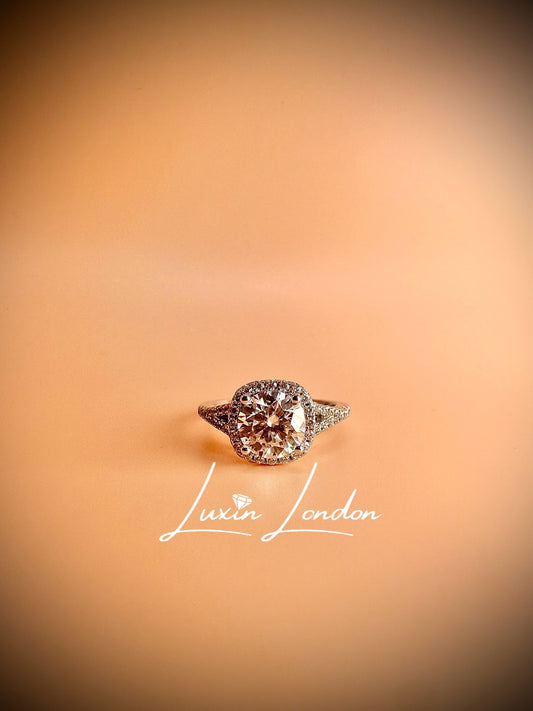 Whispering Breeze Moissanite Diamond