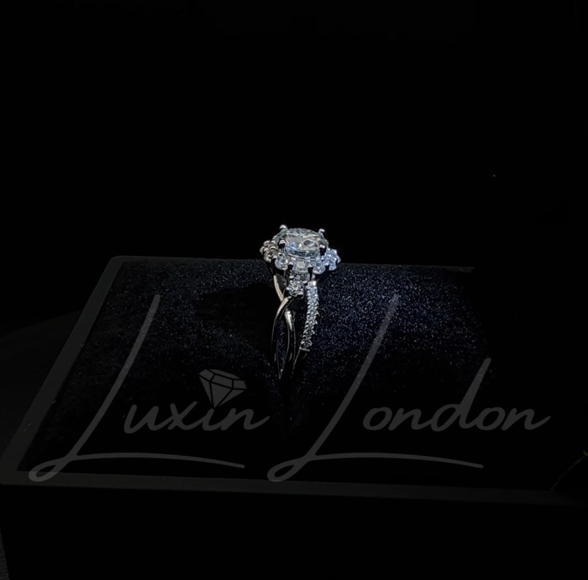 Gleaming Modern Moissanite Diamond Ring