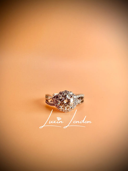 Gleaming Modern Moissanite Diamond Ring